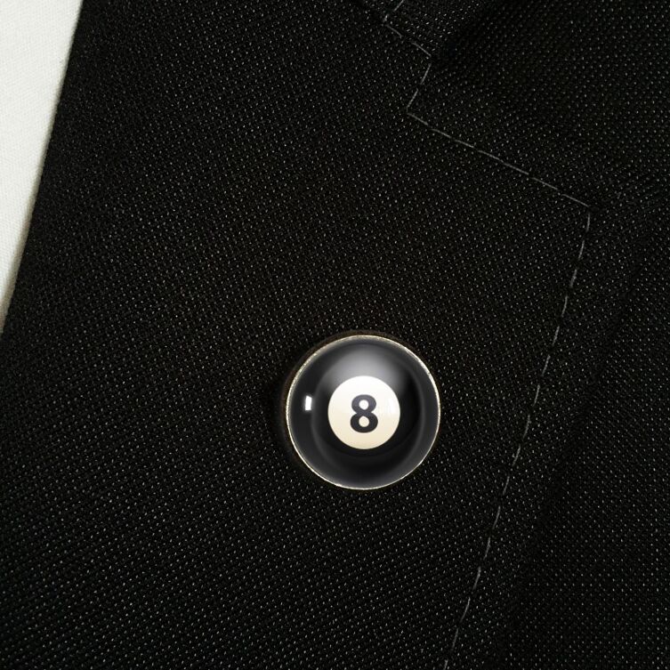 Lapel-pin snooker ball
