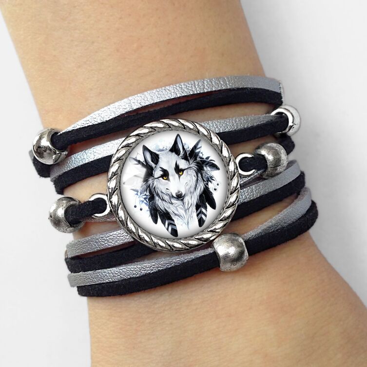 Frauen armband Wolf