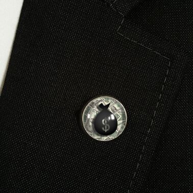 Lapel-pin dollar