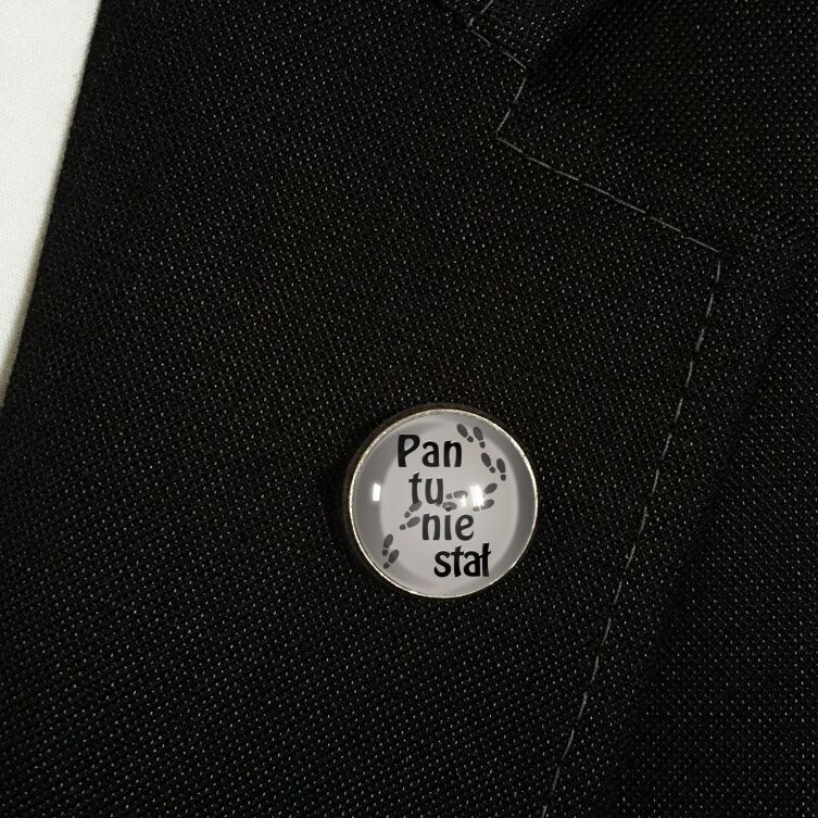 Lapel-pin PRL