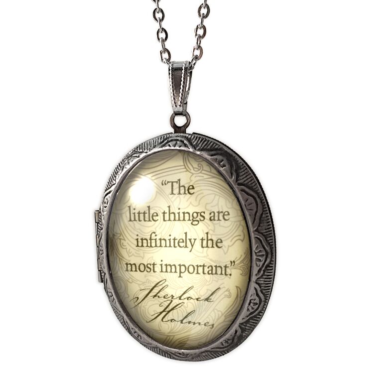 Sherlock Holmes locket