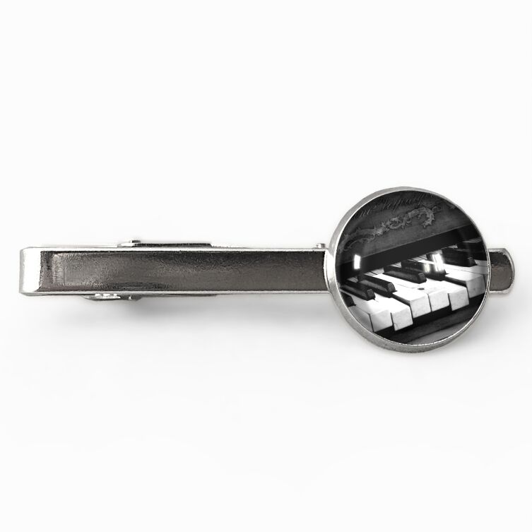 Pince à cravate piano