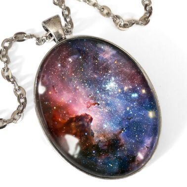 Oval halskjede Carina Nebula