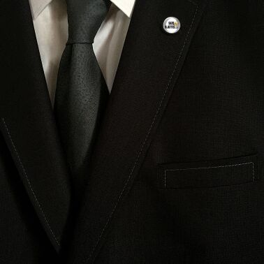 Lapel-pin Size Matters